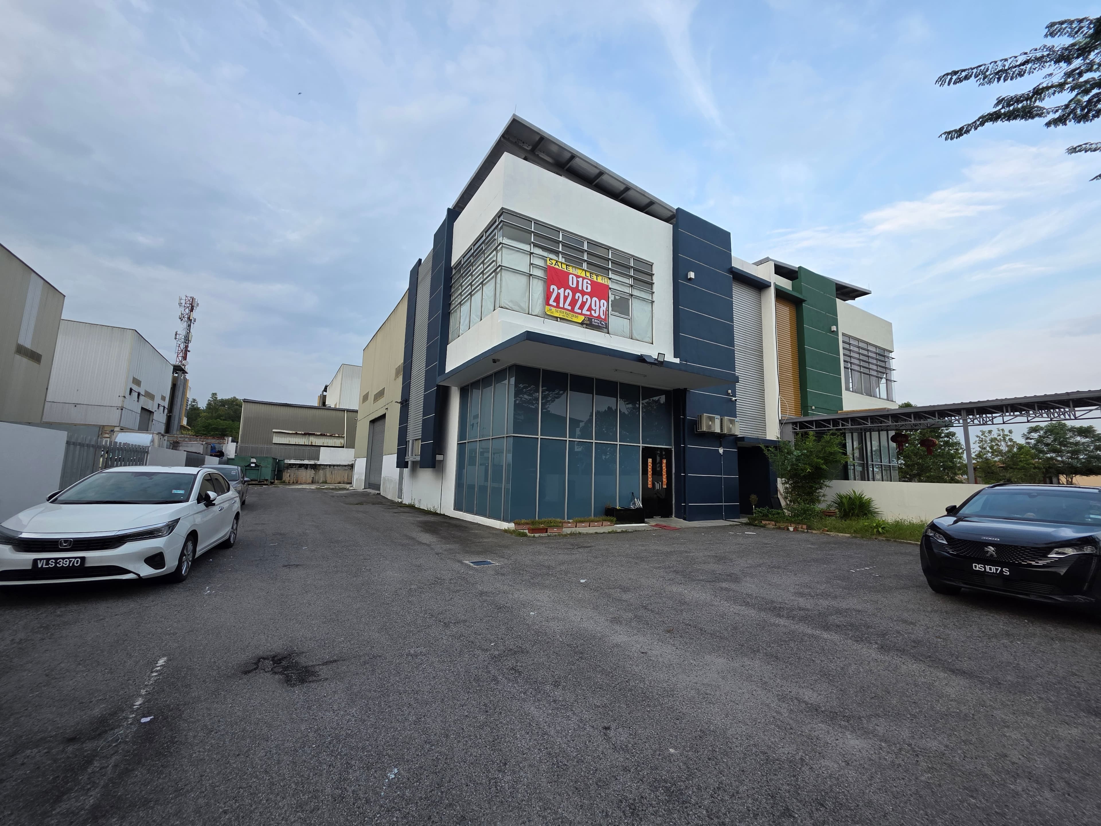 Semi-Detached Factory in Semenyih - Semtec Technology Park Semenyih, photo 1